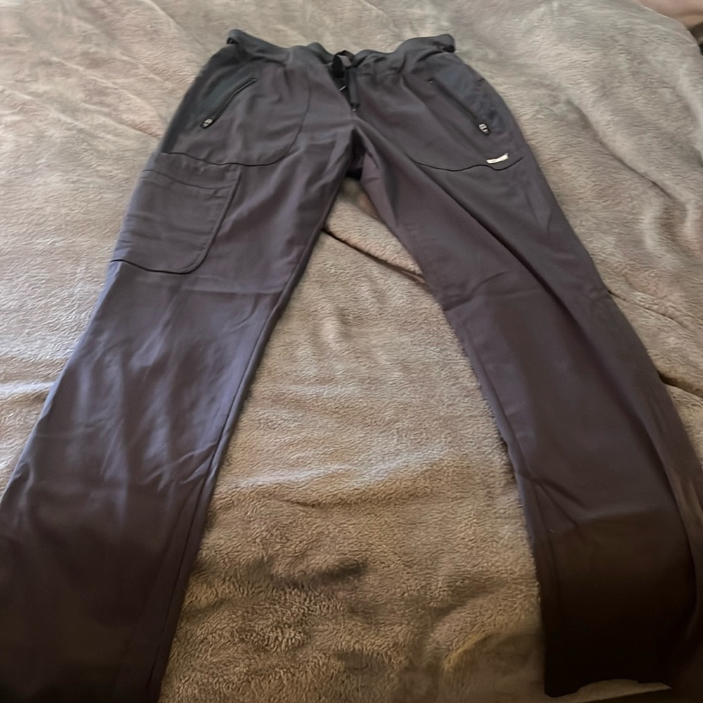 Scrub pants